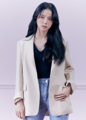 Jisoo_-_itMICHAA_SpringSummer_2021_283729.jpg