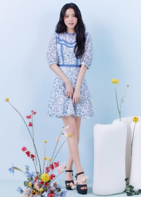 Jisoo_-_itMICHAA_SpringSummer_2021_284929.jpg