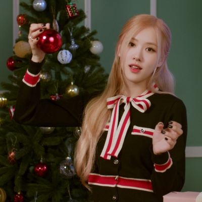 BP_-_Blackpink_Christmas_2023_28329.jpg