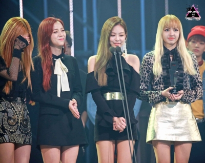 BP_-_Asia_Artist_Awards_2016_2811829.jpg