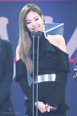 BP_-_Asia_Artist_Awards_2016_283729.jpg